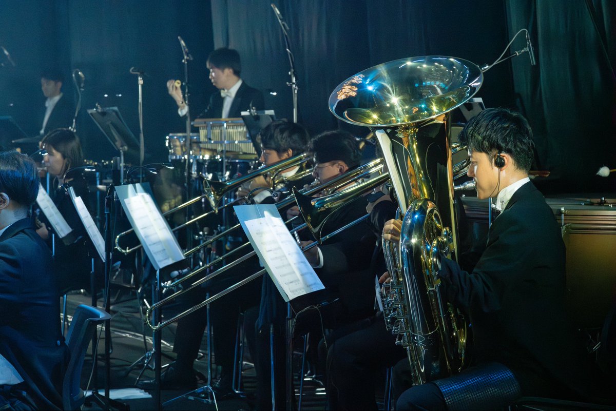 ArtsInnovator's tweet photo. TOKYO FM／BS11 presents
昭和ゴールデンHITS 100 in Orchestra
～宝塚レジェンドスターたちが歌う昭和の名曲！～

宝塚歌劇団レジェンドスターが日本武道館に集結✨
一夜限りの名曲コンサートをU-NEXTにて配信中👀
アーカイブチケット販売は6月7日21:00まで💨

🔗 https://t.co/kiS4VbsUxn

#昭和ゴールデンHITS #宝塚レジェンドスター #グランドフィル