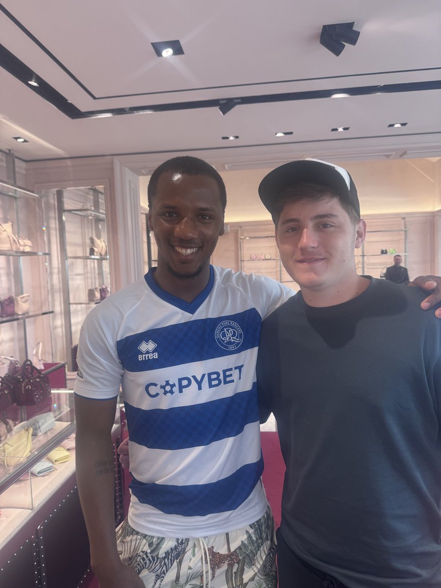 bedworthbcfc's tweet photo. The boy and Richard Kone. Nice bloke. He laughed when I asked him why he didn’t come to Blues. He did tell us the answer. https://t.co/d8UQ1C3GyK