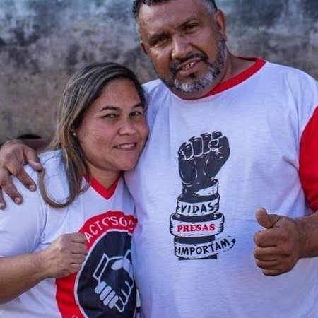 Não é o Léo Lins tweet media