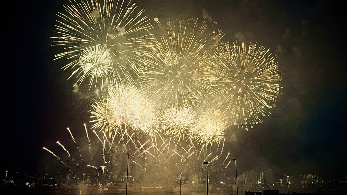 ruyil001's tweet photo. 花火大会🎆🎇✨️ https://t.co/Ea7SnQDlN5