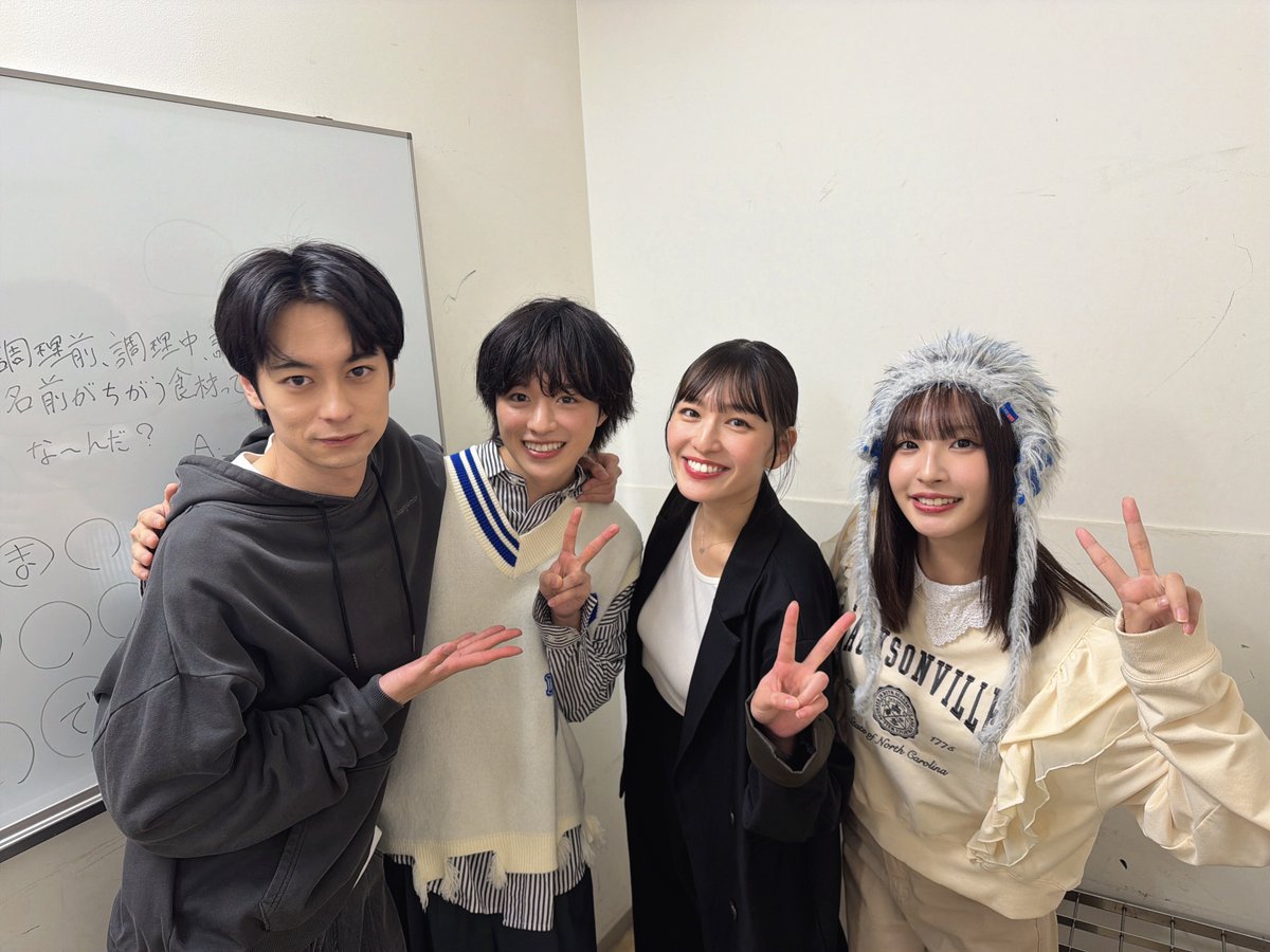 oki__yuuka's tweet photo. #ONEMORETAKE 4日目🎬📸
本日も2公演ありがとうございました
初めての方も多かったのかな？嬉しい
ケンスタジオの皆と撮れました！ https://t.co/hlJUTCXyGX