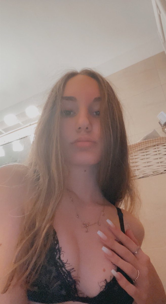 rosylnbrown's tweet photo. Hi 🥰 https://t.co/CMP77UqOKa