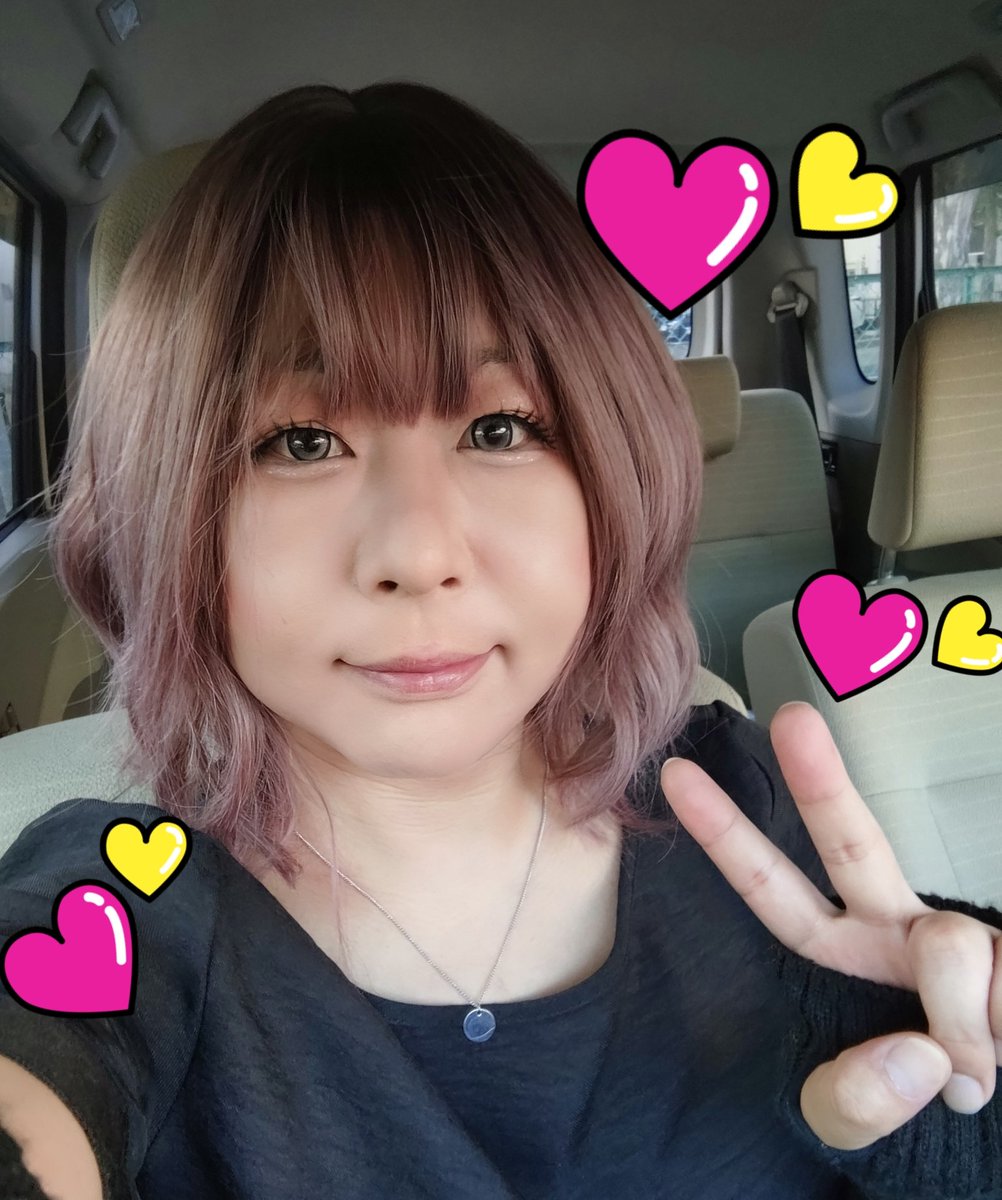 ayu634526's tweet photo. これは昨日のできごと。🤗

はじめましての女装さんからお声がけいただいて飲みに行ってきました！😆

界隈のお話とっても楽しかったです！🤗

その後は推しのお友だちと落ち着いたbarで合流。☺️

カード・ボードゲームがたくさんあってUNOで盛り上がりました。😆

始発までのカラオケも楽s（文字数） https://t.co/utrz9maPQU