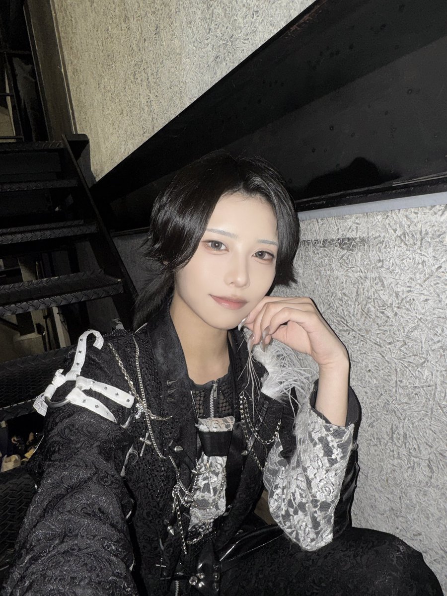 都ユナ tweet media
