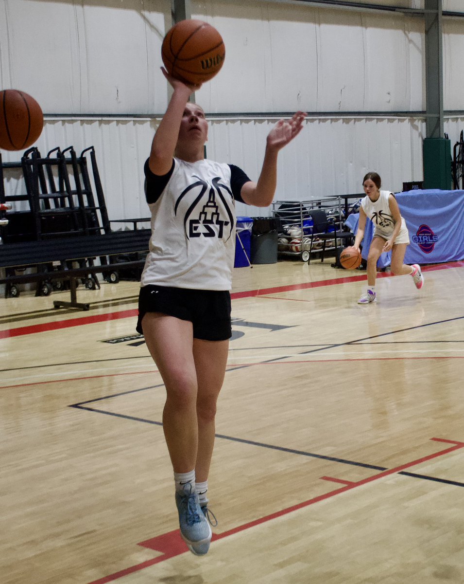 NYSTakeover's tweet photo. The phrase that pays this season: find excuses or find solutions.

@MariahMarolo (2027): Saturday 8 AM game with @JrClutchHoops back at Riverfront.

@liv_hughes21 (2028): softball sectional championship with Susquehanna Valley at noon.

Showed up! Competed like everything mattered. No complaints; just work. Since then, Mariah walked out of Riverfront with a D2 offer, and they’re two of the primary names I’ve heard in feedback from college coaches in attendance - and it’s not like those coaches knew their Saturday plans.

This game reciprocates the love it’s shown. Highly invested. Dividends starting to be paid. Get familiar 📝