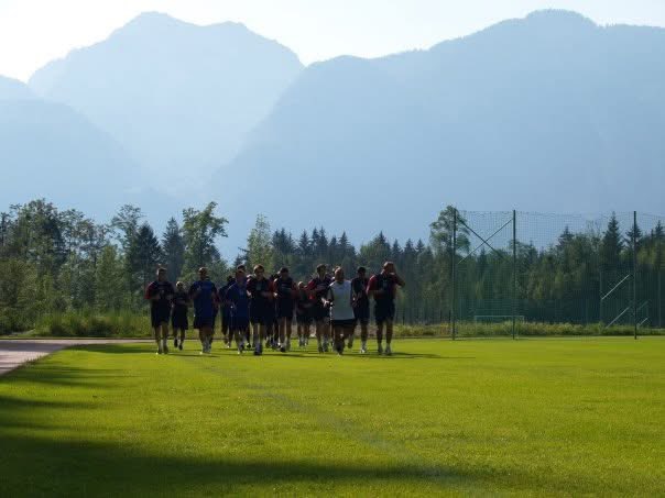 cmt82's tweet photo. @BatchStfc @RedsssSeaside @BinnyPiper @CharlieStfcc @JanAageFjortoft @FairfordTownFC The Austria camps were great. Used to stay in Obertraun. https://t.co/GakswatBRm
