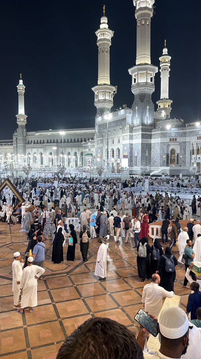 masroreya's tweet photo. الحمدلله الذي مَنّ علينا إتمام فريضة الحج و يسر لنا السبل.
نسأل الله أن يكتب لنا القبول ويغفر لنا الذنوب ويشرح صدورنا ويحقق لنا ما نرجوه ويجعل لنا من هم فرجا ومن غم مخرجا
و أن يرزقنا راحة لا تزول ودعوة لا تُرد ورحمة تشملنا ومن نُحب
#حج_1447هـ https://t.co/HpPP4Ex5bO
