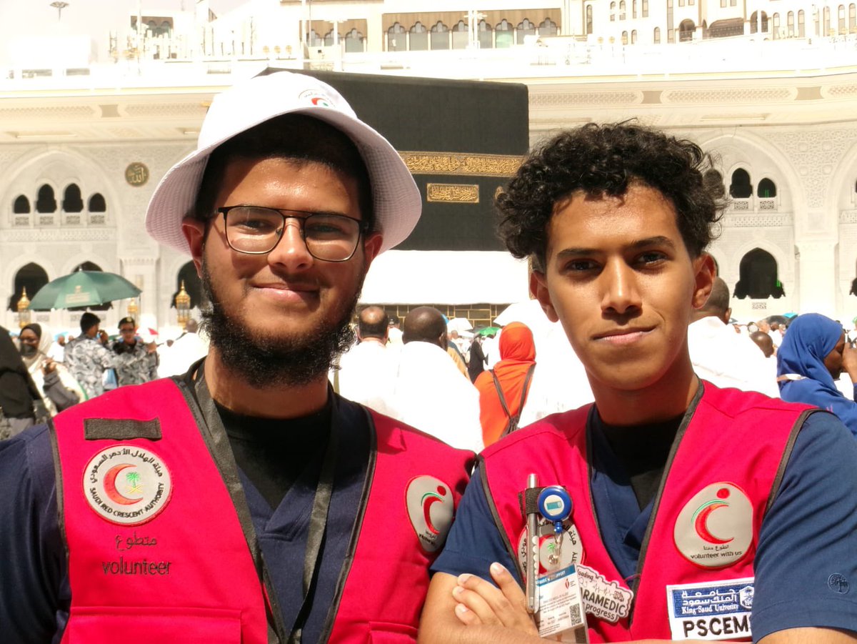 XAl7arby's tweet photo. الحمدلله على التمام 
الحمدلله دائما وأبداً 
الشكر لله اولا ثم الشكر لعائلتي والشكر للاقارب والشكر لزملائي والشكر لكل من دعاء والشكر للجامعة العريقة والشكر لهيئة الهلال الأحمر والشكر لجميع المشرفين والشكر لدولتنا العظيمة على هذه الفرصة التي لا يمكن نسيانها وبإذن الله لن تكون المرة الأخيرة ❤️

#فريق_جامعة_الملك_سعود_للعمل_التطوعي ❤️