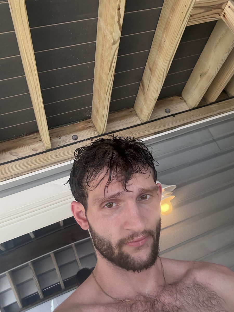 ApolloJames tweet media