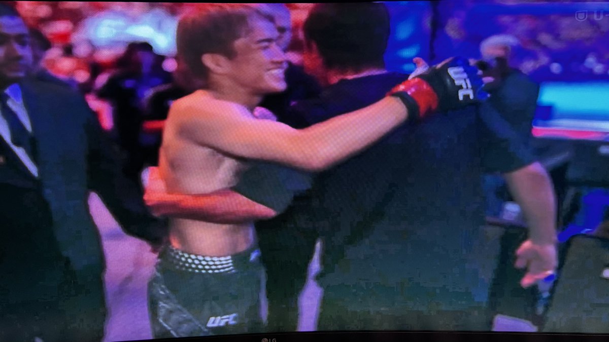 atsusicks's tweet photo. 良い絵！！

 #UFCMacau  #朝倉海 https://t.co/EJoIZUBI8u
