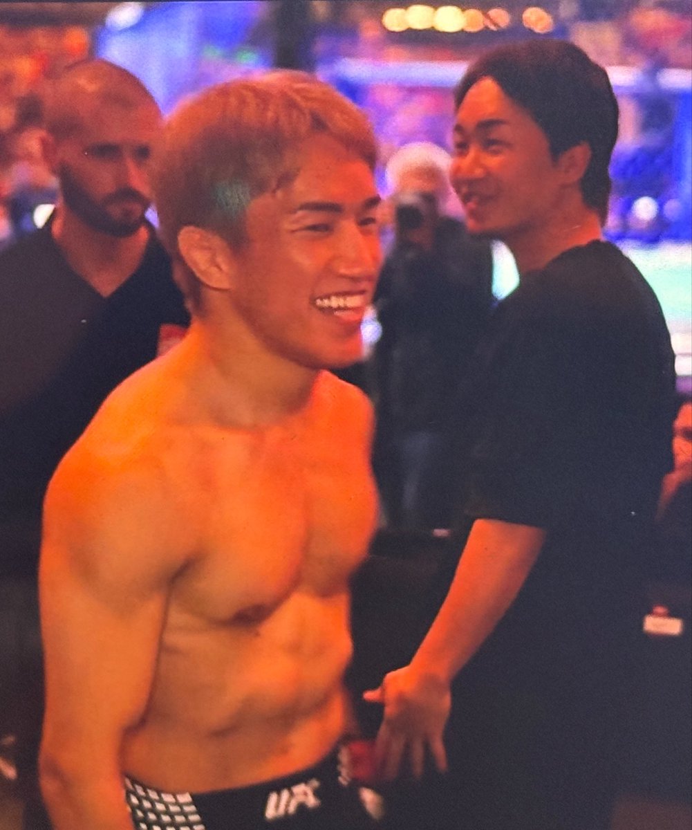 MM_A_RIZIN's tweet photo. 🫰🏻 https://t.co/0j1N6wkNnR