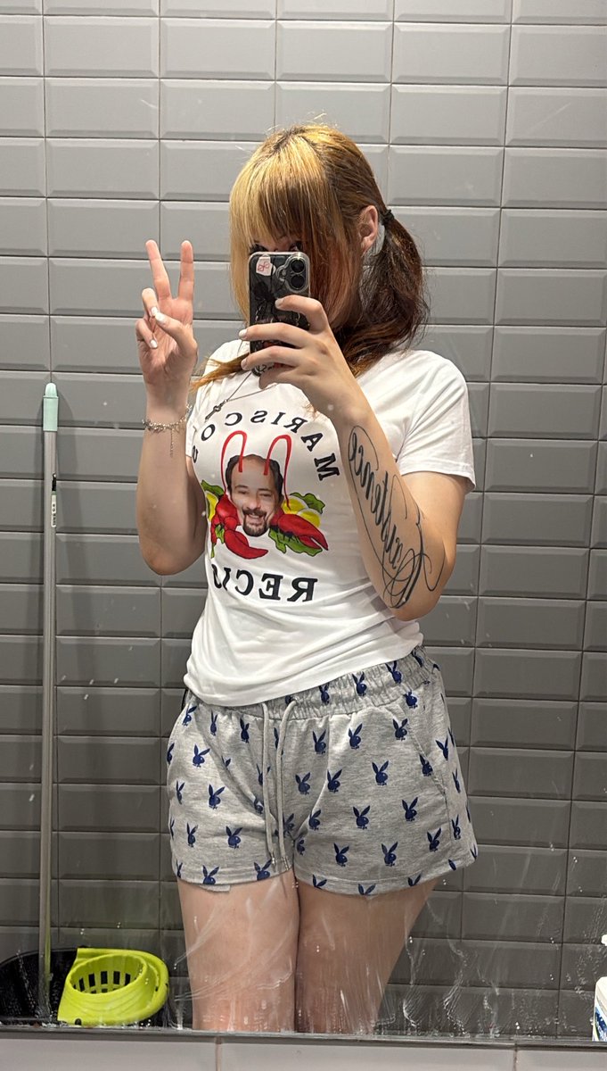 𝔦 𝔩 𝔦 𝔞 ✦︎ tweet media