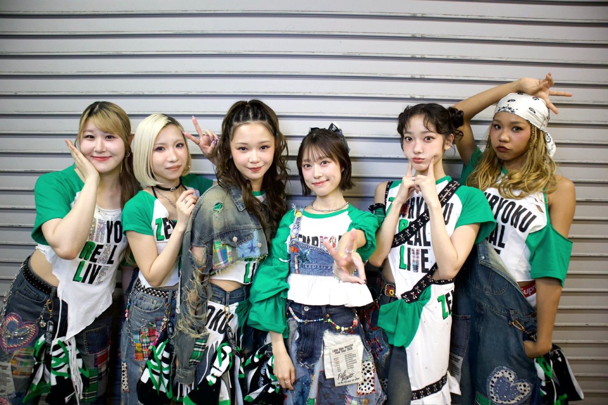 tadai_mayuchan's tweet photo. 大阪2daysありがとうございました‼️
ただいまゆちゃん！！！
みんないっぱい歌ってくれてあ��がとう
はじめましての方も遊びに来てくれてありがとうございました
また６人のかっけえ歌聴きに来てください‼️‼️‼️
#リトグリ_全力REALLIVE https://t.co/nyHrCIYdbu