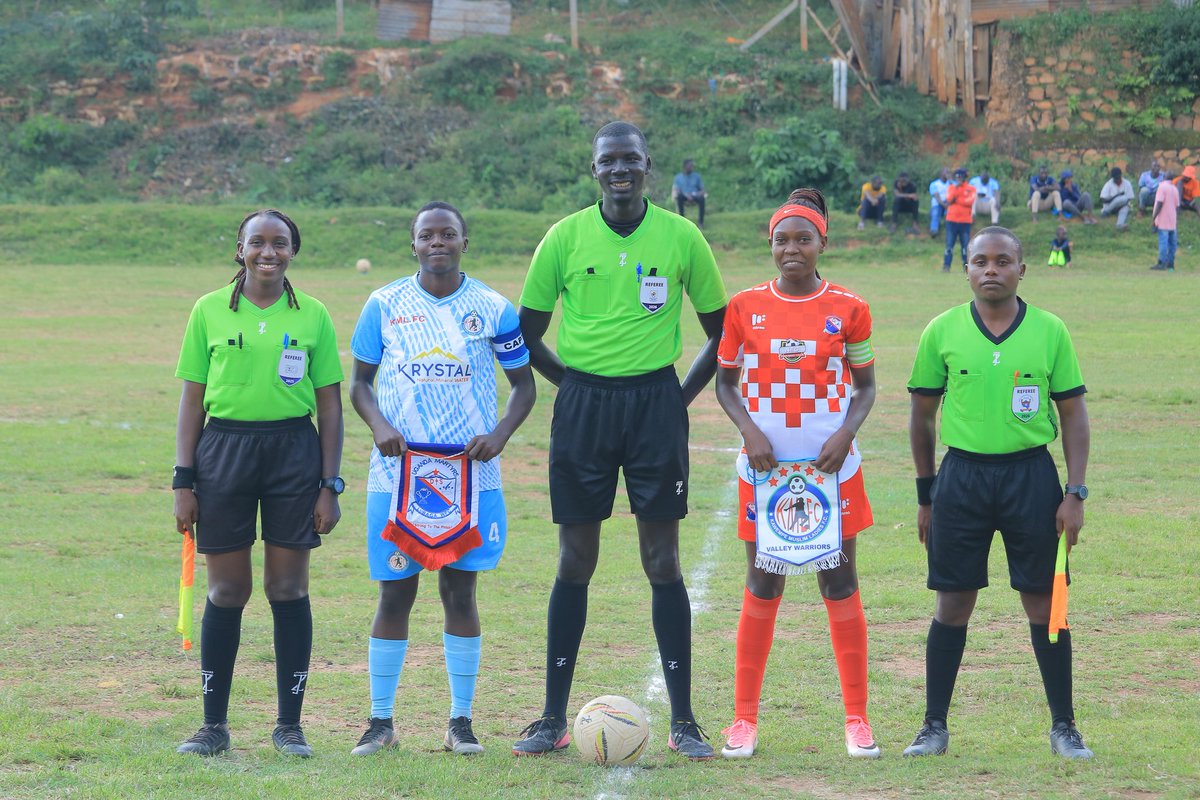 UgandaMLwfc's tweet photo. Women Cup || Round of 16
20 min
Brendah fouled inside the box, and the referee waves away.
Kawempe Muslim 0-0 Uganda Martyrs
#StrongToTheFinish https://t.co/50NqMtTKZA