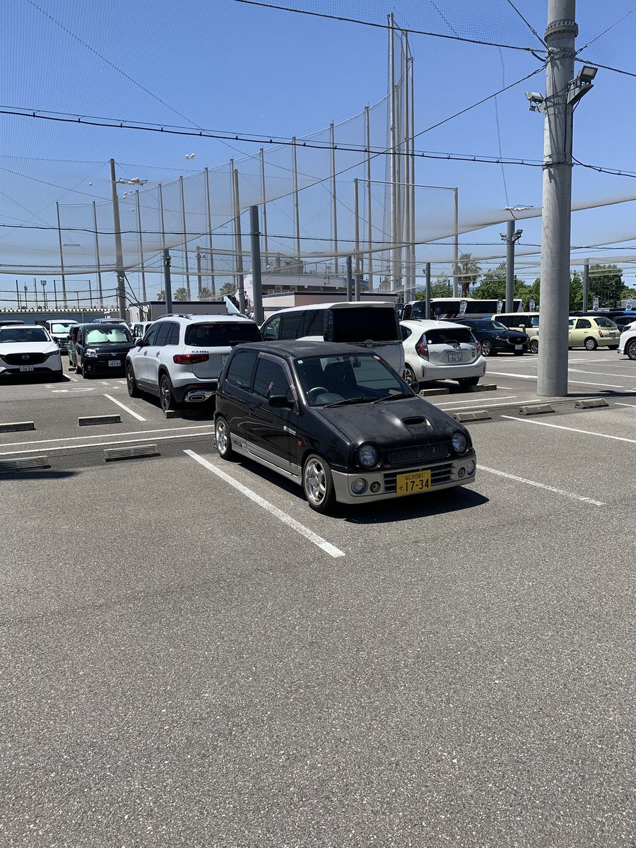 altoworks12's tweet photo. エアコン壊れてる車でオリックスの二軍の試合観に行ったけど

移動も暑いし観戦中も暑いし
オジにはキツイ https://t.co/BkpAdM2QO7