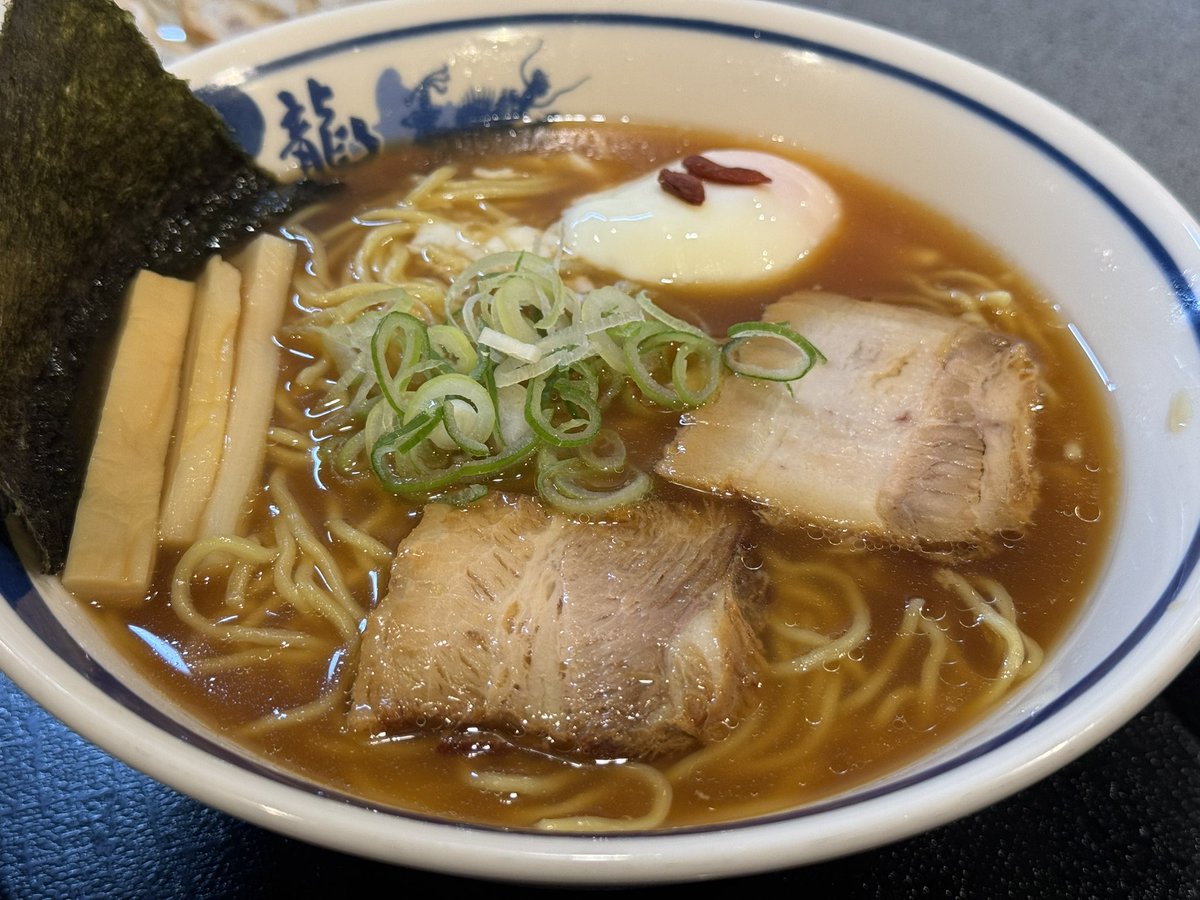 ラーメンとチャーシュー丼セット 専用 ラーメンとチャーシュー丼+餃子セット〜！