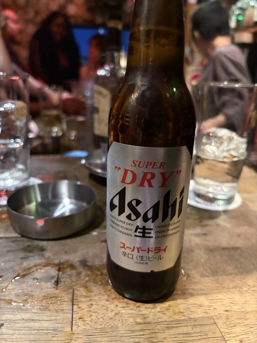 uuuumako's tweet photo. 今日のラッキーは日本人と外人が半々でちょうど良い😛 https://t.co/bJFh2u1fZt