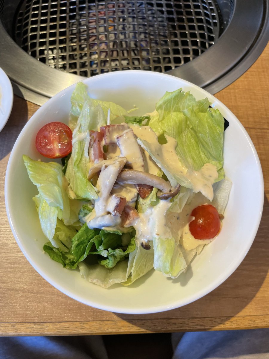 ideal_orange's tweet photo. ▪️牛角

▪️二俣川駅

肉を喰らう

#牛角
#焼肉

https://t.co/NVDZHAGiSe https://t.co/xIqW0yI5md