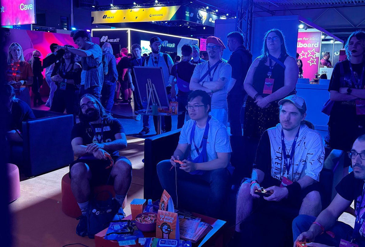 SpeedRunnersHQ's tweet photo. Bro, #twitchcon is awesome. If you're attending - don't miss our booth! We have tournaments with cool prizes🏆

@TwitchCon Europe https://t.co/qtB1l2URlK