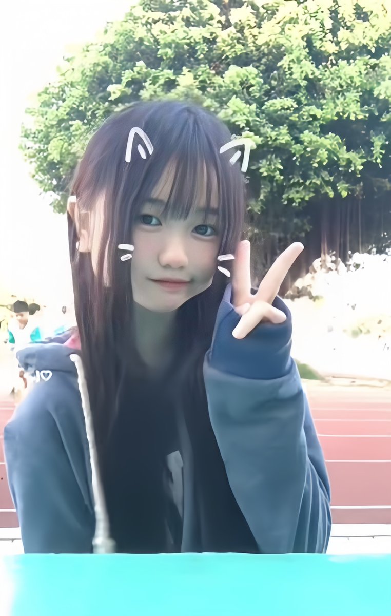 小花 tweet media