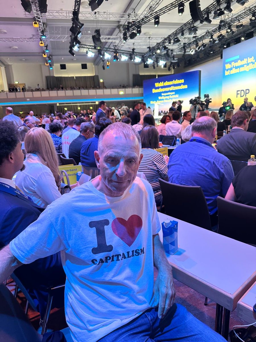 Dr. Dr. Rainer Zitelmann tweet media