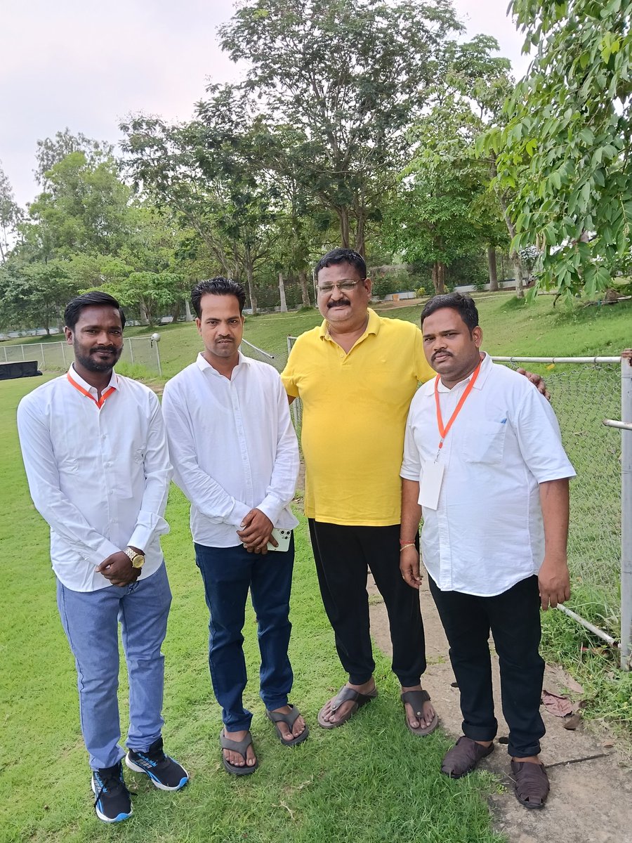PradhanBahuda's tweet photo. ପୁରୀଜିଲ୍ଲା ବିଜେପି ଦିନିଦୟାଲଉପାଧ୍ୟାୟ ପ୍ରଶିକ୍ଷଣ ଶିବିରକାର୍ଯ୍ୟକ୍ରମ ଏବଂଯୋଗକରିବା ମାନନୀୟାଉପମୁଖ୍ୟମନ୍ତ୍ରୀ ଶ୍ରୀମତୀପ୍ରଭାତୀ ପରିଡା ମାନ୍ୟବରସାଂସଦ ଶ୍ରୀଯୁକ୍ତ ସମ୍ବିତ ପାତ୍ର,ପିପିଲି ବିଧାୟକ ଶ୍ରୀଯୁକ୍ତ ଆଶ୍ରିତି ପଟ୍ଟନାୟକ,ସତ୍ୟବାଦ ବିଧାୟକ ଓମପ୍ରକାଶମିଶ୍ର, ଜିଲ୍ଲାସଭାପତି ଶ୍ରୀଯୁକ୍ତ ଡାକ୍ତରଦେବେନ୍ଦ୍ର ନାଥ ତରେଇ https://t.co/wxorn3RmQv