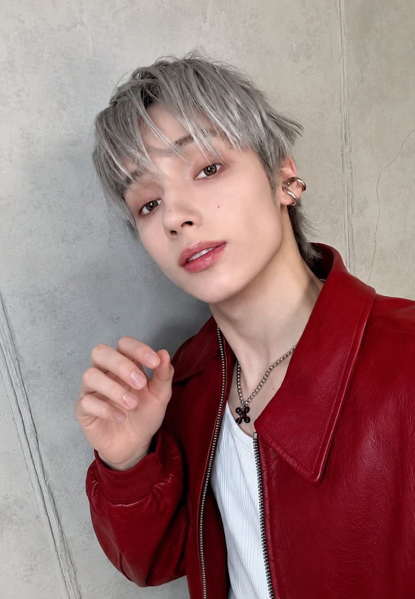 느림보 tweet media