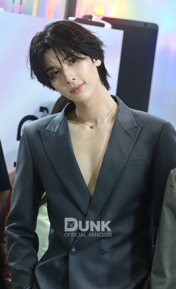 DunkOfficialFC's tweet photo. ยังไม่สามารถเอาพี่ดังออกจากใจได้เลย

NUUI WITH DUNK 

#NUUIxThaifex2026 https://t.co/NmvKtpOrUT