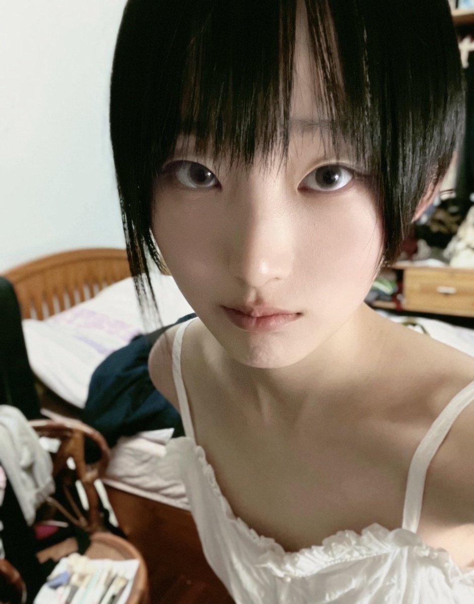 あお tweet media