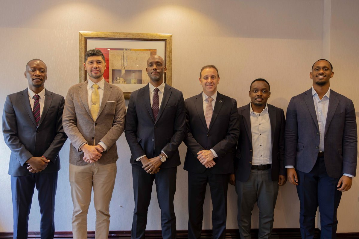FactsOnRwanda's tweet photo. RWANDA

BOEING EYES RWANDA AS AFRICA AVIATION HUB PLANS ACCELERATE

Boeing and Rwanda are discussing potential aircraft sales, financing, and aviation development support as Kigali pushes to become a major regional aviation hub by the 2030s. The talks align with Rwanda’s goal of expanding RwandAir’s fleet from 14 to 21 aircraft by 2029 and doubling annual passengers to over 2.1 million. Beyond new jets, the partnership could boost cargo capacity, trade, tourism, investment, and Rwanda’s growing role as a key East African connectivity hub. #FactsOnRwanda