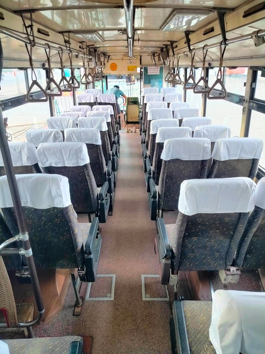 KhantKyawThu2's tweet photo. NISSAN DIESEL.
City Ferry Bus.
At the Myanmar. https://t.co/7GInaHcV40