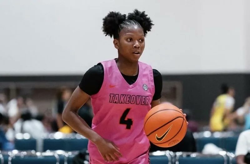 PGHVirginia's tweet photo. Class of 2028 Summer Watchlist: Part 1

 @honestii_11  @mklouis_  @RyleeSpinner_28  @mj_hoopz10  @mia_wolfe13  @mi1aspencer  @kenziecoop_ @BWSL2029EYBL @va_impact @TeamTakeoverGBB @loudounflexxgbb  

Click to view the article! 
https://t.co/JH4nmizhqe https://t.co/hB35rytohO