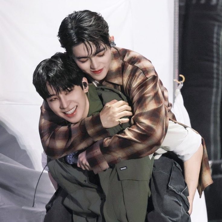 tentenbap's tweet photo. cyber se* — a minwoncheolhan 🔞 (1)

"Hmm. Di niya naman kailangan malaman eh, pero kung trip mo ipaalam, pwede naman," https://t.co/0qRYC4NpVq