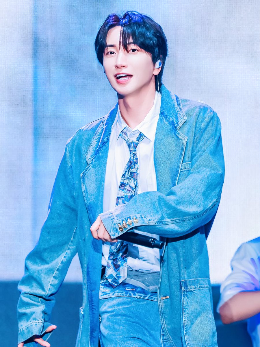 ParkJungSu520's tweet photo. Green concert 2026.
 Leeteuk thank you for all your effort 🙏
#Leeteuk #이특 #그린콘서트 #LSS  @special1004 이특 오빠 사랑해요. 
Cr the pics: rqqq_s/ the owners https://t.co/ZLPhuBNA7s