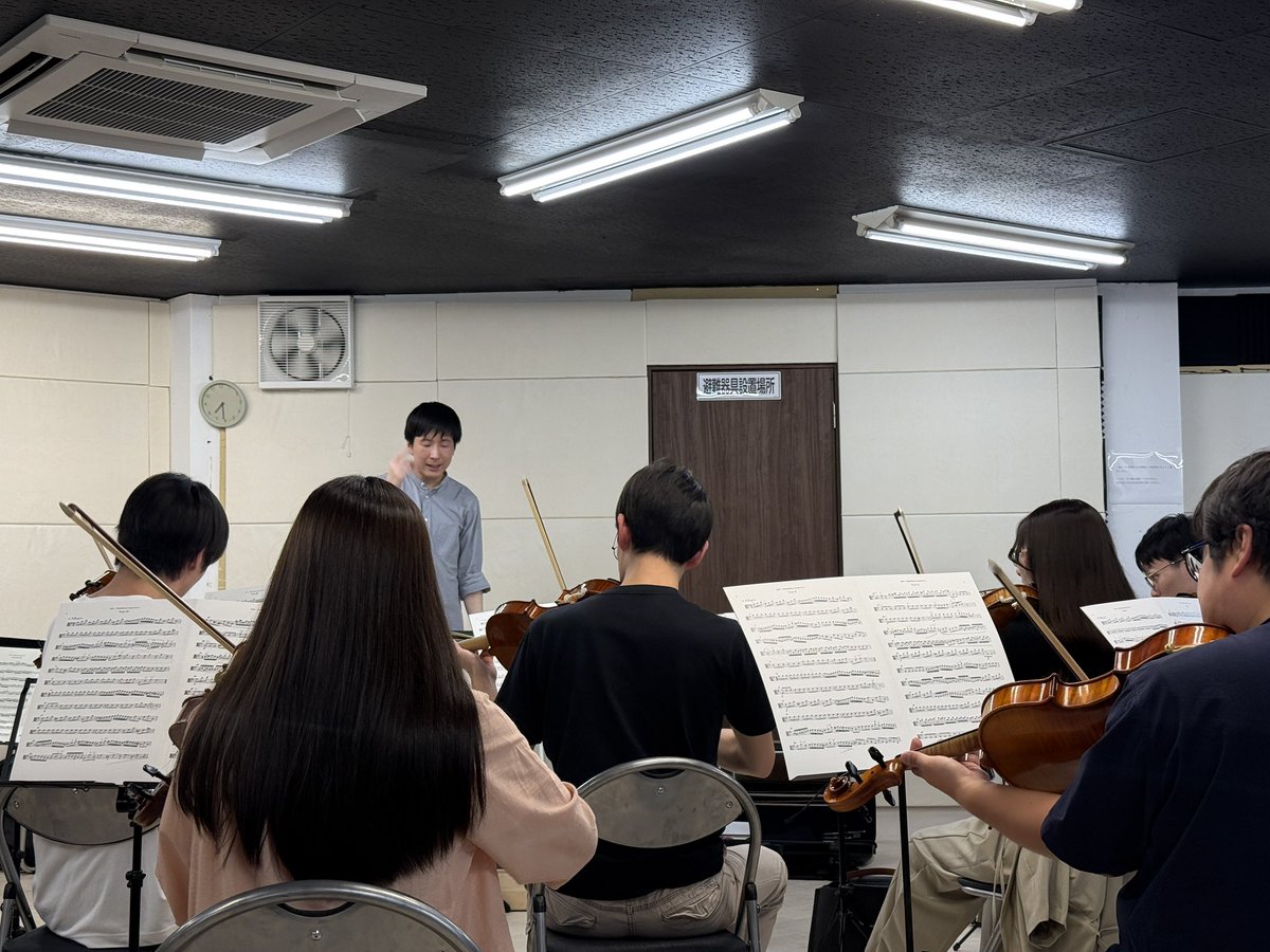 OrchestraLigare's tweet photo. 本日も練習を行いました！
細かなニュアンスや掛け合いなどを意識した練習となりました！
#LigareS2 https://t.co/zDbQ4gi7E6