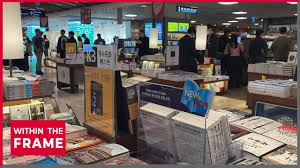 Smart_Translate's tweet photo. 🇰🇷 Globalization of #Korean literature: Why the world is paying attention now?
https://t.co/El2JUerZPh
via @arirangtvnews https://t.co/QpbCpWnUaV