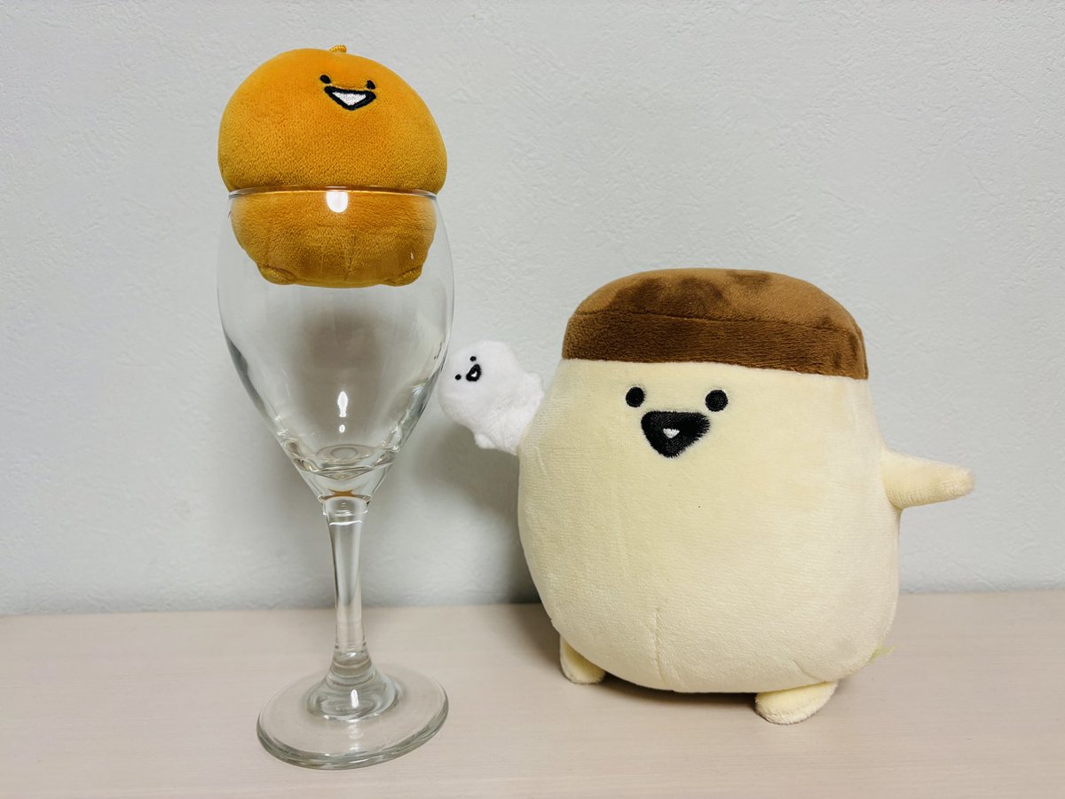 sub_agar_agar's tweet photo. 談話室のおかげで、沢山のぶん学者の方々との出会いに恵まれました
談話室こそなくなってしまうものの、これまで通り、様々なぶん学者との交流を楽しんでいくつもりです

🍮「談話室に乾杯！」

( ᐛ )「🥂ｶﾝﾊﾟｲ🥂」

#お文具の談話室 https://t.co/xLtbIMLk8p