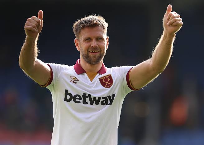 WHUEastEndPride's tweet photo. Controversial I know. But could Fulkrug be Nuno's, Chris Wood in the Championship for West Ham as well as the big man partner for Taty if he doesnt leave? https://t.co/EGOVIO1vS7