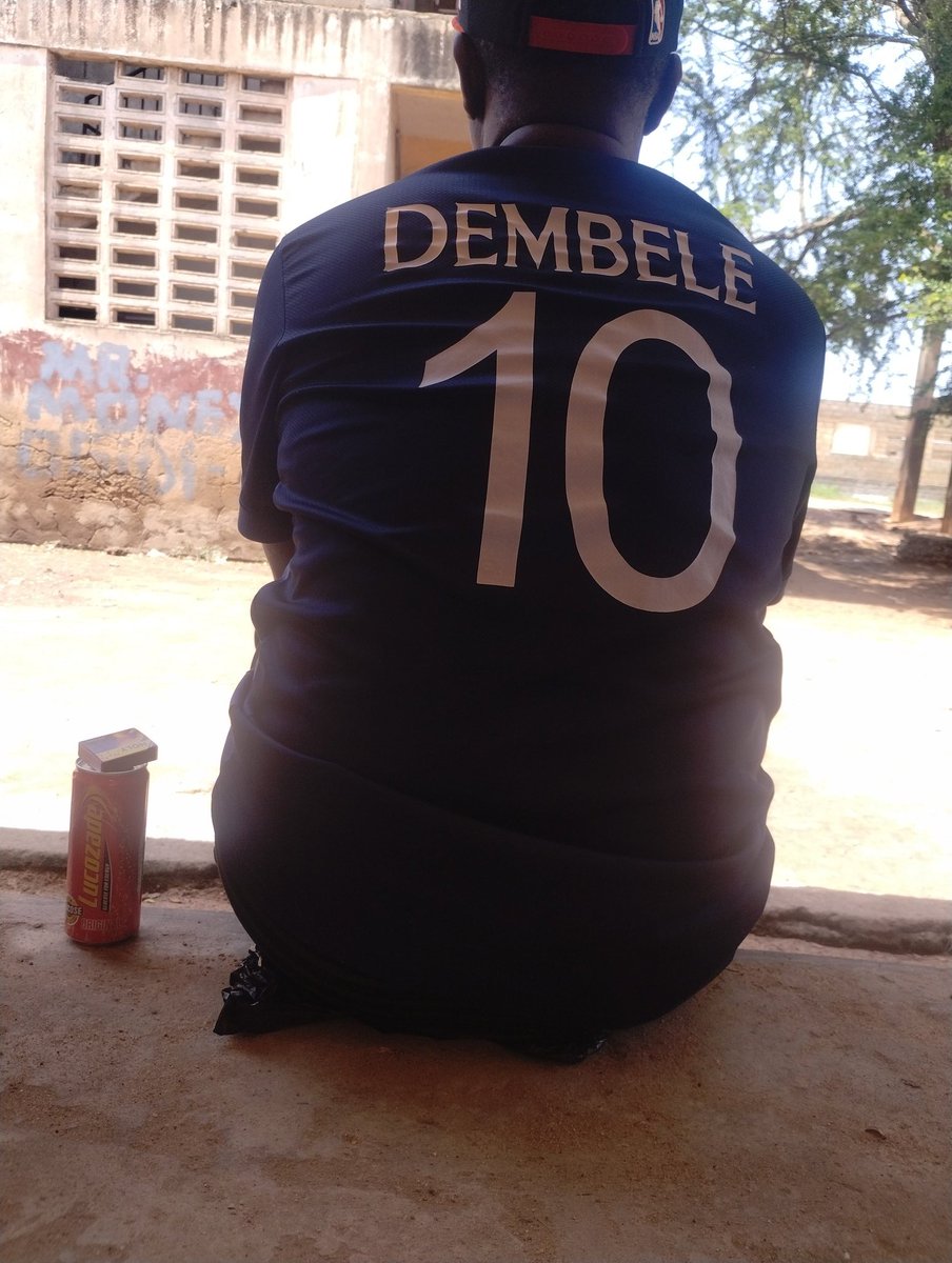 MosesD57025's tweet photo. @PSG_English https://t.co/6vHJjXXMx5
