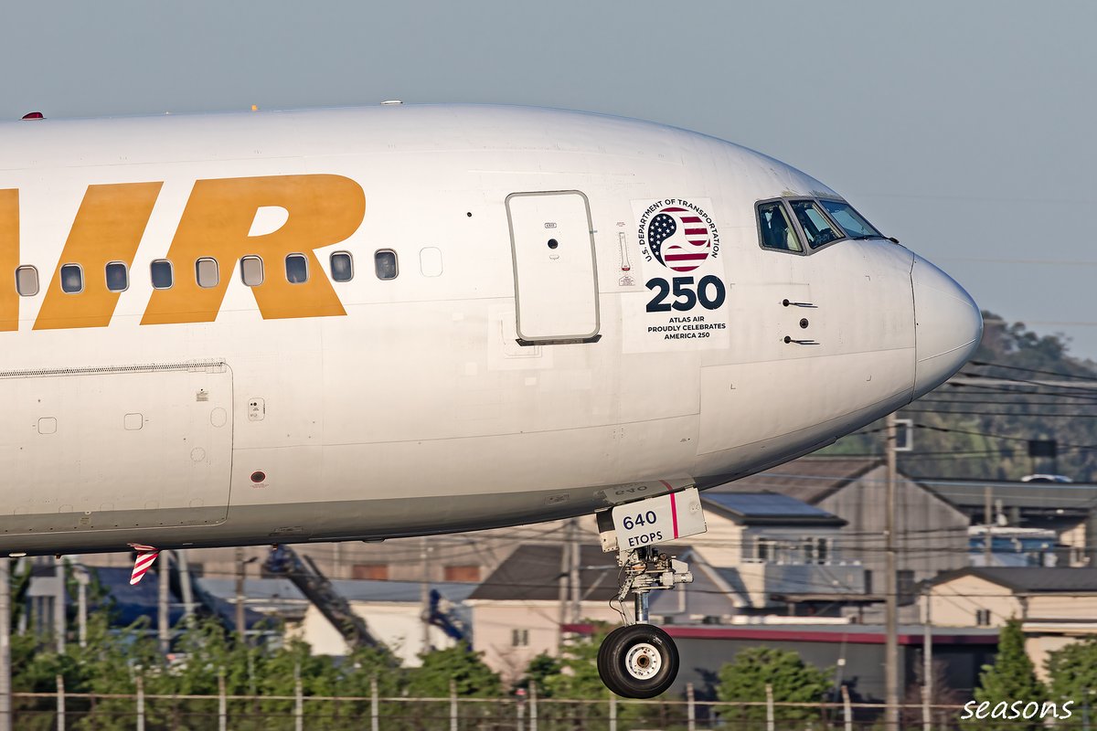 Seasons4100's tweet photo. 2026/5/30 TY
ATLAS AIR B763 N640GT
ドエロ光ギリで降りてきたジャイアン
建国250周年マーク入りでした！
747にも入れたのかな？
#N640GT https://t.co/SGBblZQS3e