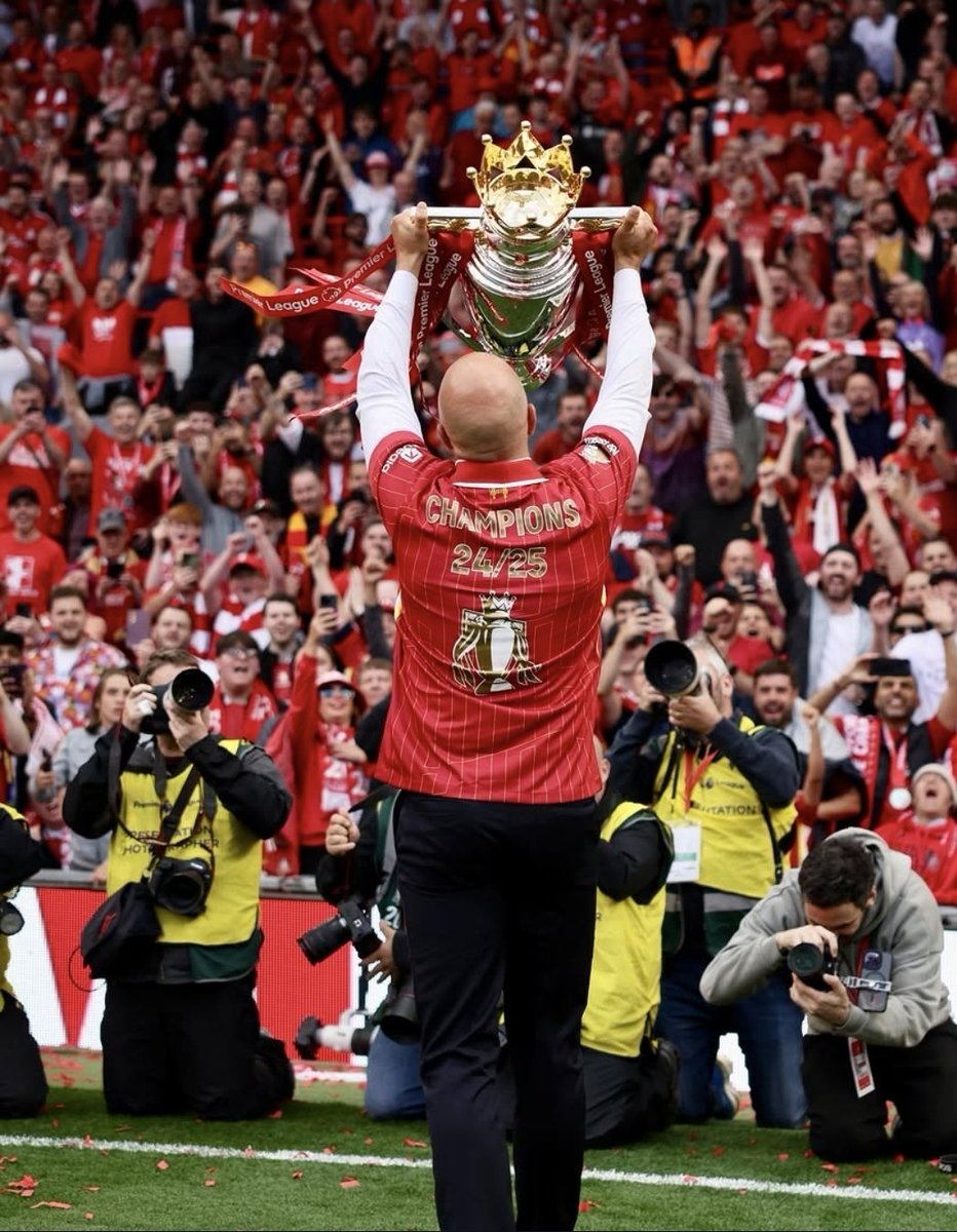 JP10n's tweet photo. Popping bottles over sacking a league-winning manager? Could never be me.

Forever grateful to the fella for the best times of our lives. Lifting No. 20 at Anfield is etched into my memory forever. You can’t erase history, no matter how fickle football gets.
He deserved better. https://t.co/oGKq89ALFy