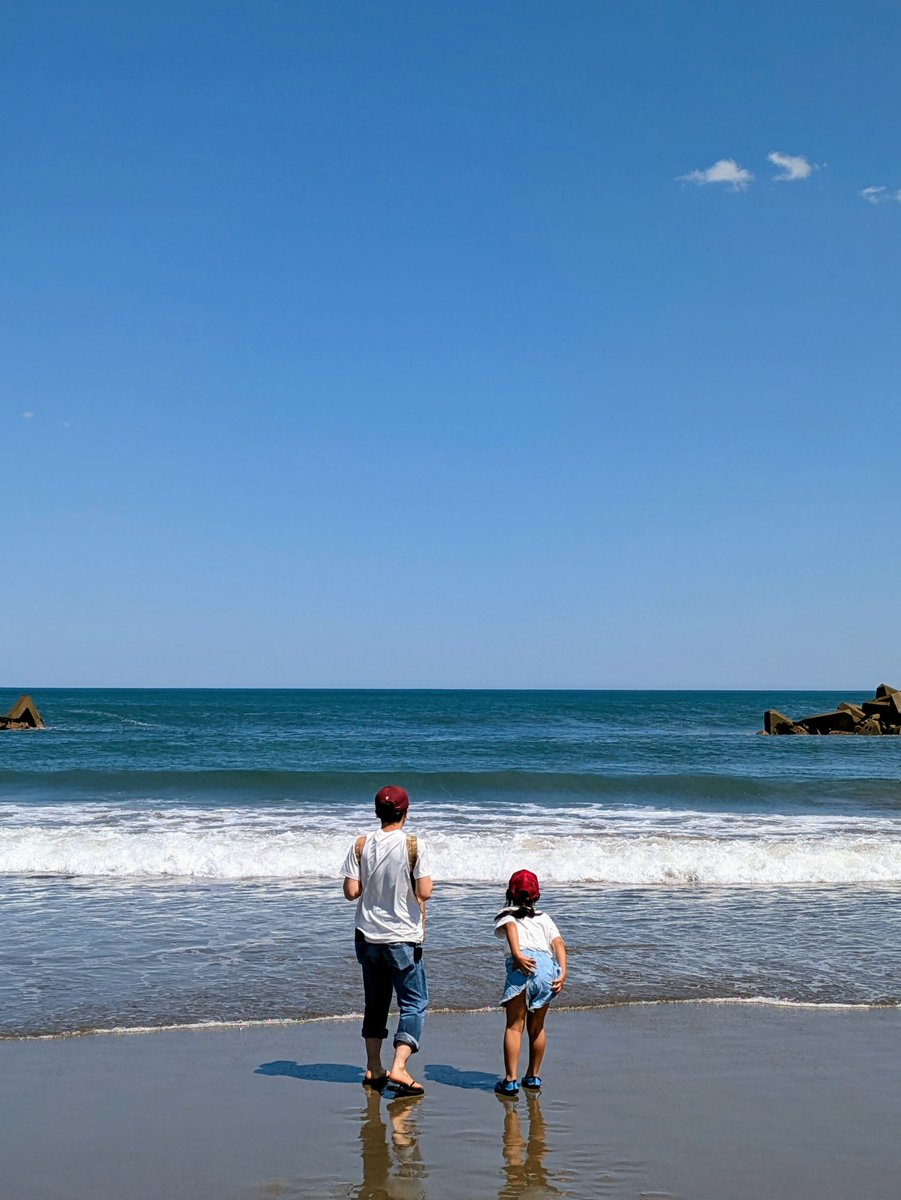 abec2525's tweet photo. 今日は海にいきました https://t.co/Fx6nE3hIru