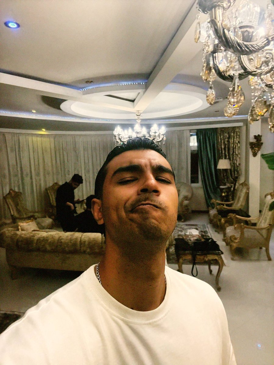 iMatinRostamii's tweet photo. احوال شما https://t.co/ZdwfCLcNnL