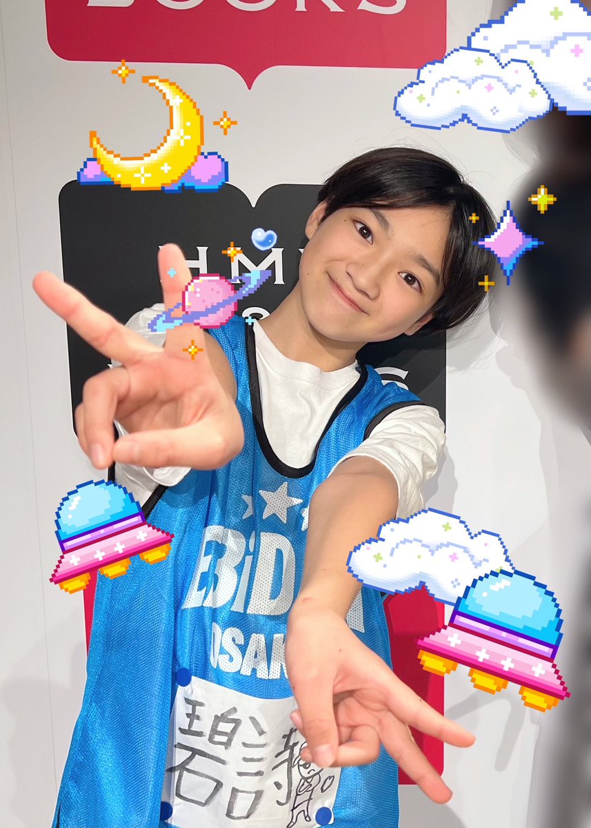 lqs_spl's tweet photo. 今日買った生写真これなのに、本人出てきたら髪バッサリ切ってて、びっくりした‼️😆💖
あおし短髪めちゃめちゃ似合う！かっこいい！

#EBiDANOSAKA #EBiDANNEXT #小川碧詩 https://t.co/NdZ9h2AhX2