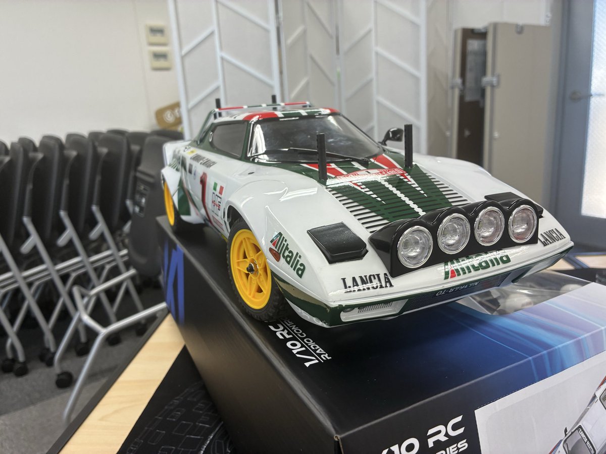 bull_RC's tweet photo. 今日も一日楽しくラジコンしたジョっ
ミニゲーム企画も楽しかったねっ
ターボレーシングでやる逃走中は白熱しました
ご一緒した皆様ありがとうございました♪

killerbodyのランチアストラトスがカッコ良すぎる〜✨✨
これはほすぃ🤤

#パンダサーキット
#LCRacing 
#スモラジ協会 https://t.co/H4Z1Rikbco