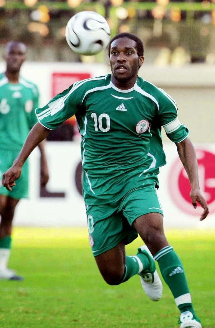 TheNationNews's tweet photo. FIFA confirms Okocha's World Cup dribbling record 

FIFA has confirmed that former Super Eagles star Austin Jay-Jay Okocha holds the record for the most successful dribbles in a single FIFA World Cup match, further cementing his place among football’s greatest playmakers.

The record was set during the 1994 FIFA World Cup Round of 16 clash between Nigeria and Italy, where Okocha delivered a standout individual performance despite Nigeria’s exit from the tournament.
----
Continue reading in the comment section