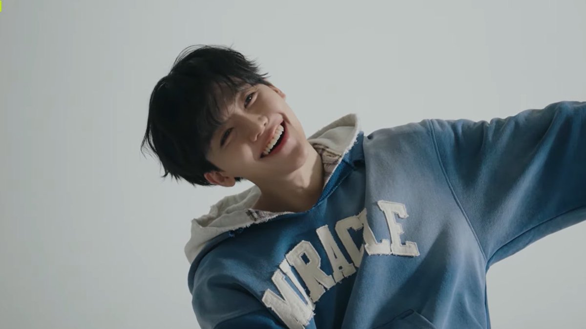 NJM__file's tweet photo. Our cutie😭 cutest😭 cute😭 idol😭 oh🥹

#JAEMIN #재민 https://t.co/ax2ZVWyxWz
