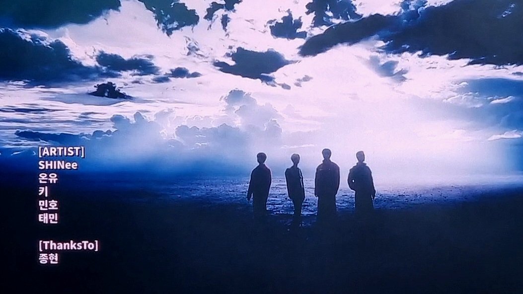 lostspring_0525's tweet photo. 너무나도 훌륭한 공연이야 🖤 https://t.co/XfOwlHHkcg
