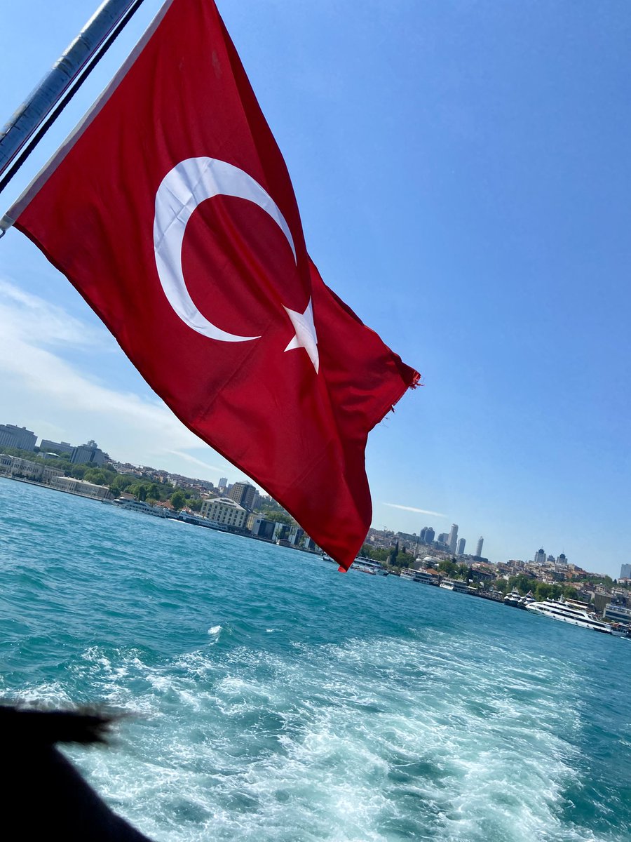 elaa1967's tweet photo. dünyanın en güzel manzarası ve istanbul https://t.co/jV1dbYAQ1u
