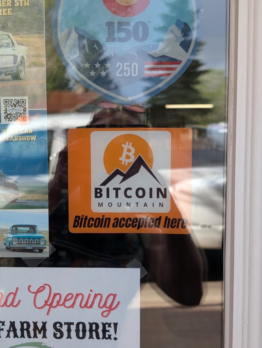BTCMountainCO's tweet photo. What an amazing time last night celebrating our first official onboarded business, Sunflower Natural Foods, to Bitcoin Mountain! We're building resiliency &amp; sovereignty out here in Westcliffe, CO. Stop by &amp; support  Sunflower with some sats on your next visit! https://t.co/HGrmLCc3d1